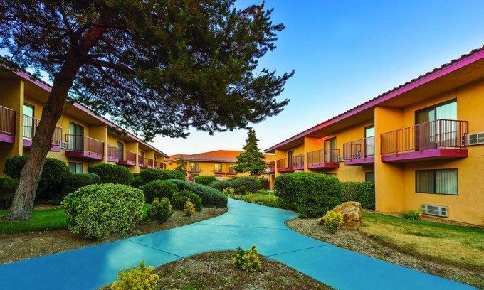Tehachapi Hotel | Baymont by Wyndham Tehachapi
