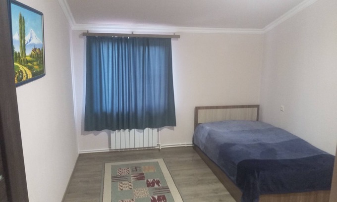 Yerevan House | BBQ | GRILL | PATIO | GARDEN | 20MINS FROM YEREVAN | APRICOT TREES