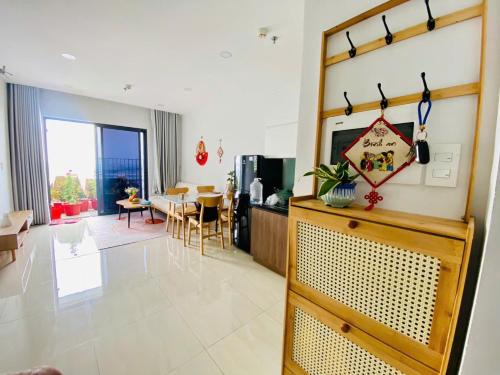 Di An Apartment | Bcons Garden Apartment View Landmark 81