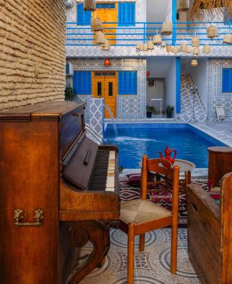 Tozeur House | BDar Stay Maison d'hôtes avec piscine et rooftop à Tozeur, à 10 min de la Médina
