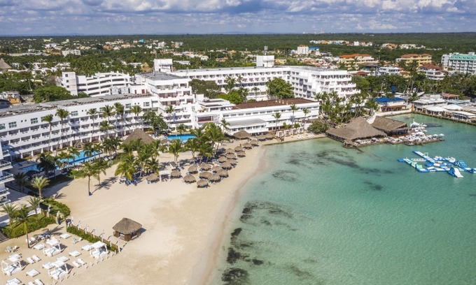 Boca Chica Hotel | Be Live Experience Hamaca Beach