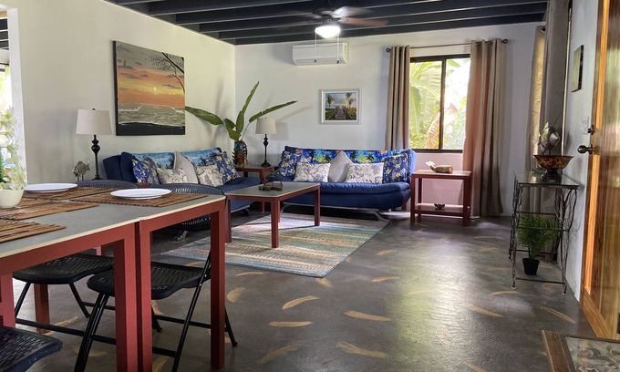 Langostino House | Beachfront Home, Pilon de Pavones!