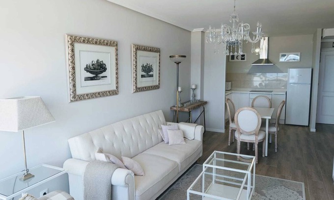 Noja Apartment | Beach apartment with stunning views