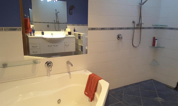 Waihi Beach Bed & Breakfast | Beach B&B
