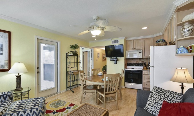 Galveston Condo | Beach condo - 2 Balconies overlook the Ocean - Washer/Dryer Included (2301)