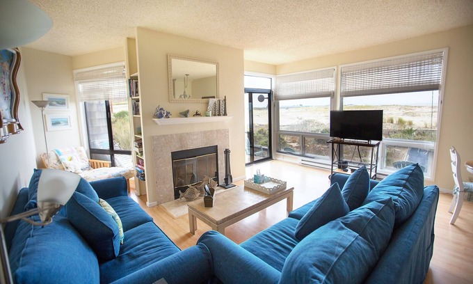 Watsonville Condo | Beach Condo Pelican 26