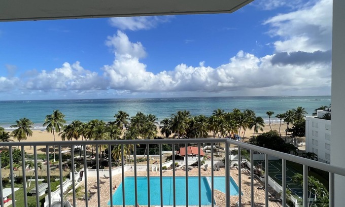 Carolina Condo | Beach Front 2 bed 2bath condo in Isla Verde.
