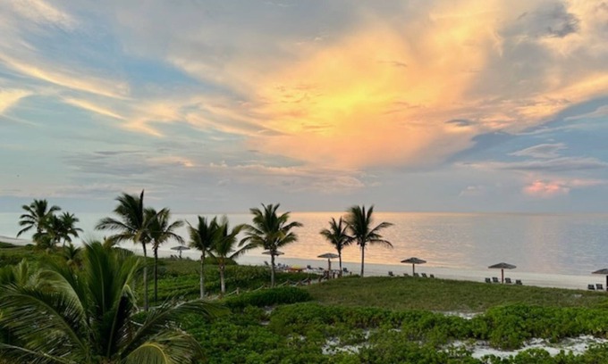 Wheeland Settlement Condo | BEACH FRONT PENTHOUSE WITH AN AWESOME OCEAN AND POOL VIEW!