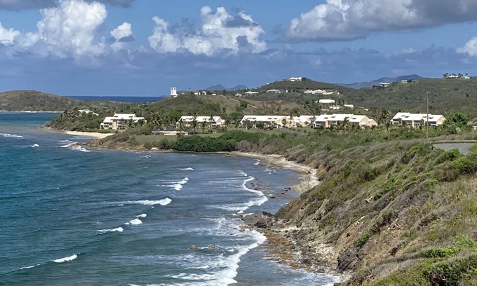 Estate Salt River Condo | Beach Happy! A stunning 3 bed/3 bath condo on St Croix's north shore