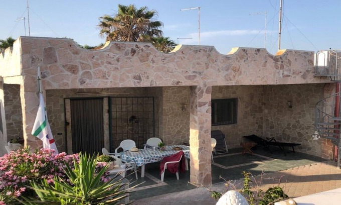 Manduria House | Beach house - our Casa Mare is located directly on the wonderful Ionian Sea