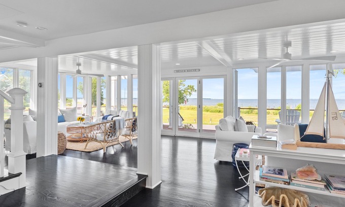 Annapolis House | Beach House (Annapolis) Bay Ridge Community