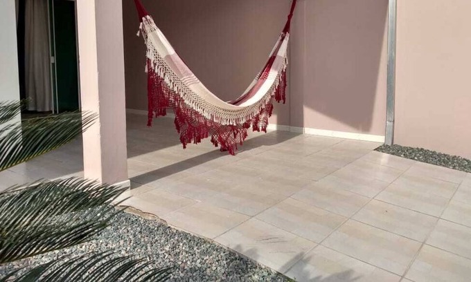 Meia Praia House | Beach house wi-fi near Beto Carrero, 3 bedrooms w / air cond and smart tv.