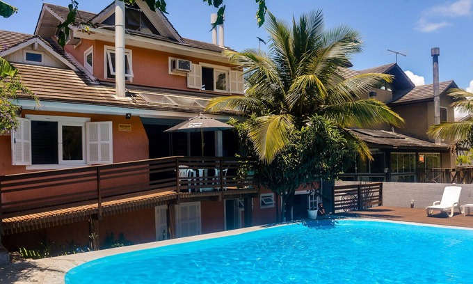 Florianopolis House | Beach house with best location and security in Praia Mole