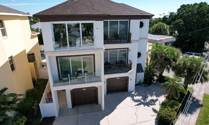 Siesta Key Village House | Beach Location - Luxury Villa with Pool, Walk to Beach and Restaurants!