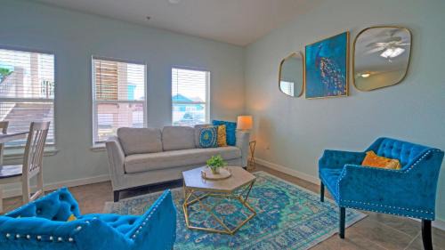Port Aransas House | Beach Nearby Pool 6-Units Costa Bahia w Pet Access