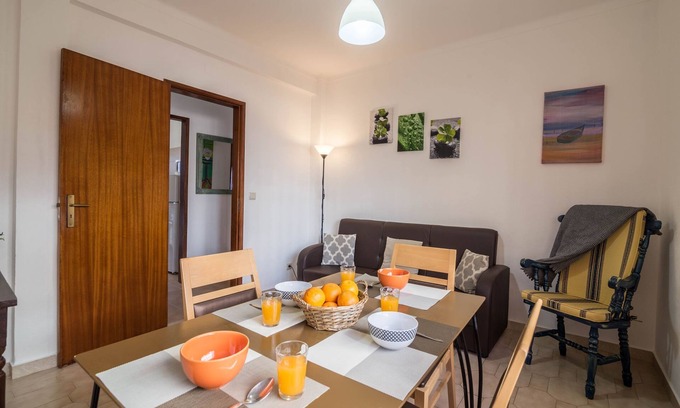 Armacao de Pera Apartment | "Beach Residence 01" with Terrace, Barbecue, Wi-Fi & Cable TV; Parking Available