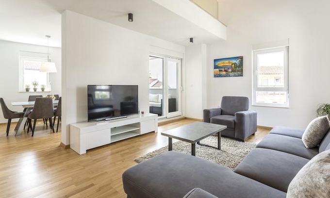 Strozanac Apartment | Beach Residence with pool and sea view