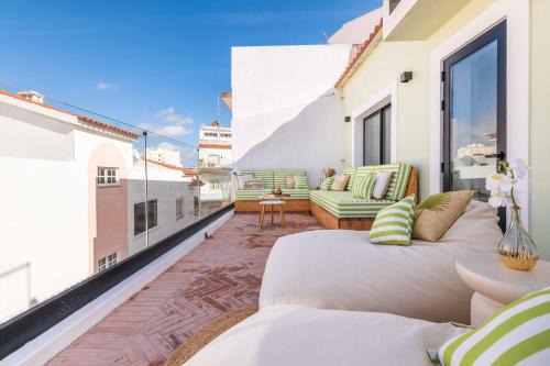 Armacao de Pera House | Beach Townhouse - Luxury, Wi-Fi, AC, 2 mins from the beach