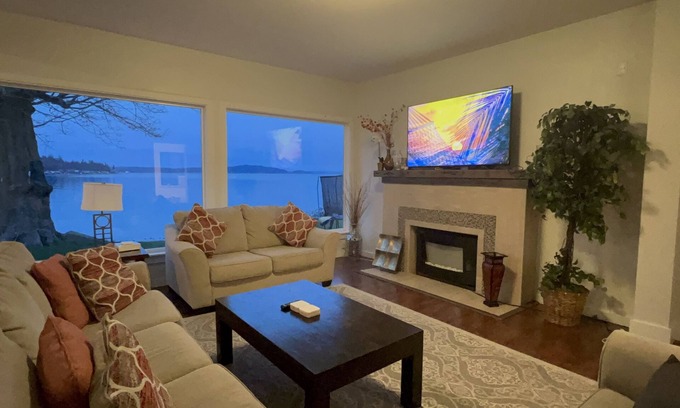 South Colby House | BEACH VILLA: direct access to the beach, games and fun stay