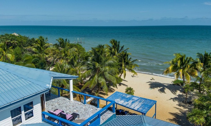 Caribbean Way Apartment | Beachfront 3-Bed, Pool, Kayaks, Perfect for Groups