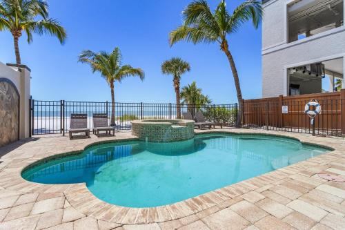 Fort Myers Beach House | Beachfront 5BR: Heated Pool, Spa, Elevator, Views