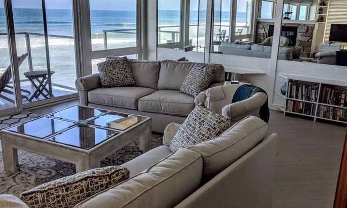 South Oceanside Condo | Beachfront - Awesome Ocean Views - 2 weeks or longer and save!