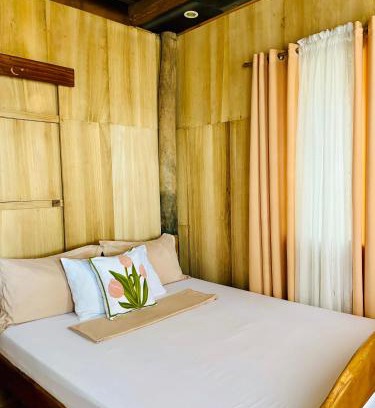 Lobo House | Beachfront Cabin in Lobo