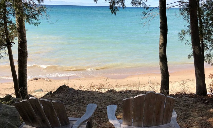 Harbor Springs House | Beachfront Cottage on Lake Michigan in Goodhart along M-119 Tunnel of Trees