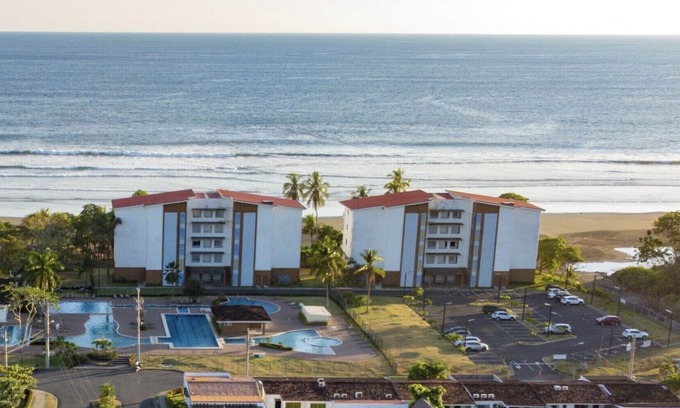 Bejuco Condo | Beachfront