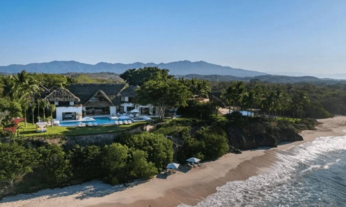 Punta de Mita House | Beachfront Family Estate- Get 40% OFF Summer dates