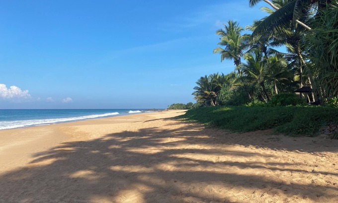 Maha Induruwa Villa | Beachfront Family Getaway – Relax and Enjoy Safe, Fun-filled Days by the Sea