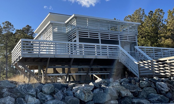 New Point House | Beachfront Family Escape on Chesapeake Bay