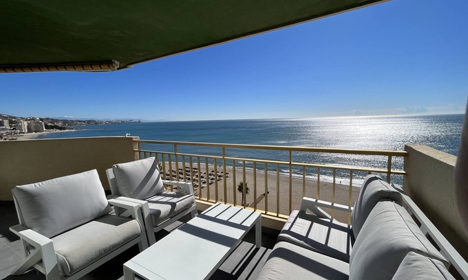 Torreblanca House | Beachfront. Fantastic Views and beautiful pool/gardeens, 3 Bedrooms, 2 Bathrooms