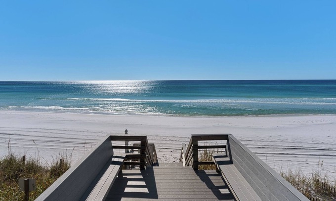 Seagrove Beach Condo | Beachfront in Seagrove Beach + Free Tickets: Bikes, Dolphin Cruise & More!