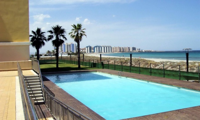 San Javier House | Beachfront Penthouse with Wi-fi & Pool