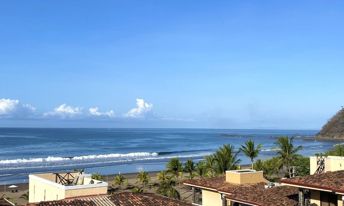 Barrio Los Villalobos Condo | Beachfront Penthouse Unit
