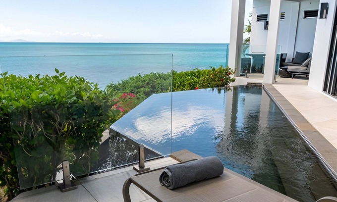 Fryes Beach Hotel | Beachfront Relaxation Suite with Breathtaking Sea Backdrop - Near Ffryes Beach