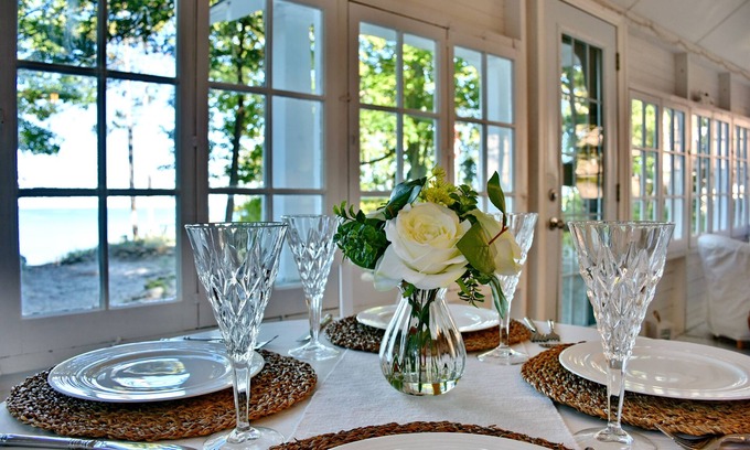 Tiny Cottage | Beachfront Retro Chic Cottage nSTRTT-2024-164 2038