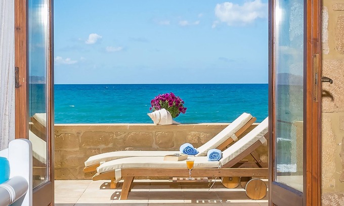 Nopigia House | Beachfront Villa Kochily Only 10 Metres From The Sea