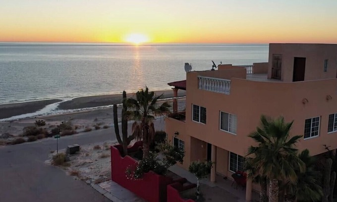 San Felipe House | Beachfront Villa @ the Sea of Cortez. Where the Desert 🌵 meets the Sea 🌊