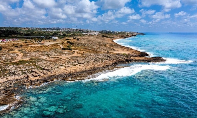 Kissonerga Villa | Beachfront Villa with Private Pool and Sunset Views – Sleeps 9 Near Paphos