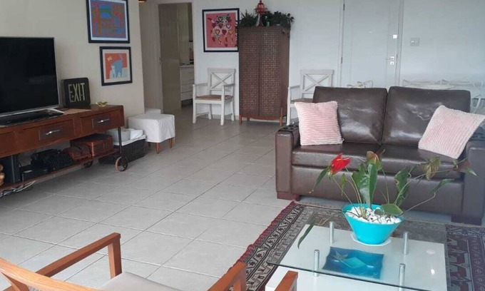 Centro Apartment | Beachfront with balcony > families, 8 people.