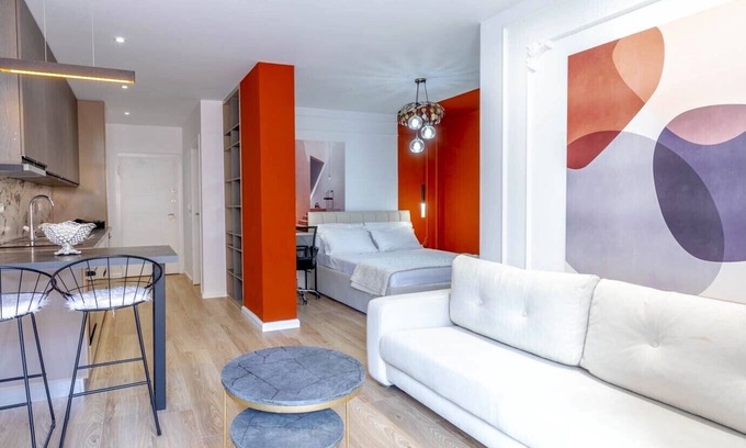 Durres House | 🏖Beachfront🏖200mbs WiFi🏖Best Location🏖Free Parking