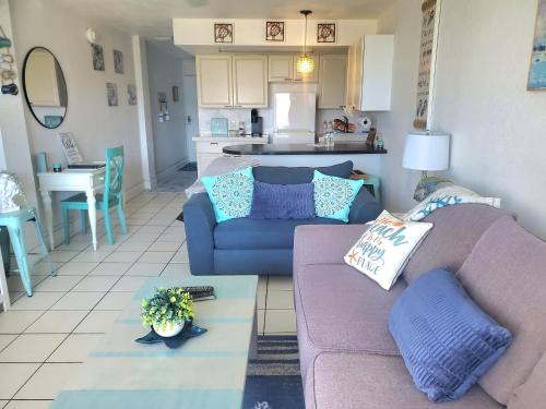 South Peninsula Historic District Apartment | Beachside Bliss Ocean Views & Endless Fun Daytona Beach!