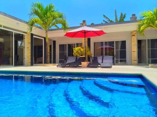 Cabarete Villa | Beachside Villa Cabarete with private pool