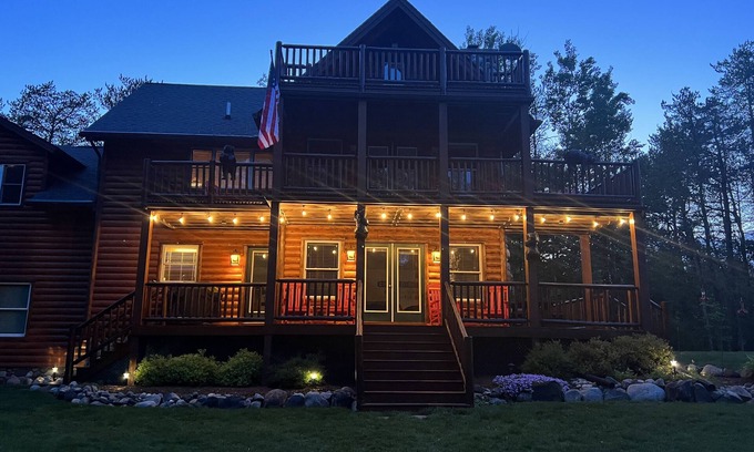 Alanson House | Bear Cabin - Waterfront - Huge Yard + Hot Tub - Peaceful Setting - EV Charger