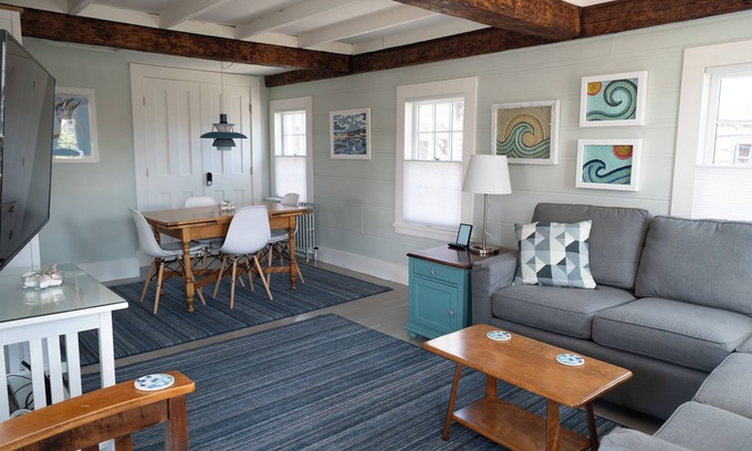 Rockport Apartment | Bearskin Neck Rental with 2 private decks!, Bearskin Neck Rental with 2 bed, 1 bath, and 2 private d
