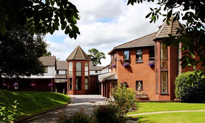 Mynydd Isa Hotel | Beaufort Park Hotel