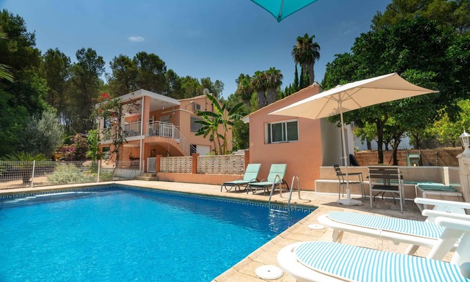 Carcaixent Villa | Beautiful villa, Spanish vibes, ,your own big swimming pool (10x5) & guesthouse.
