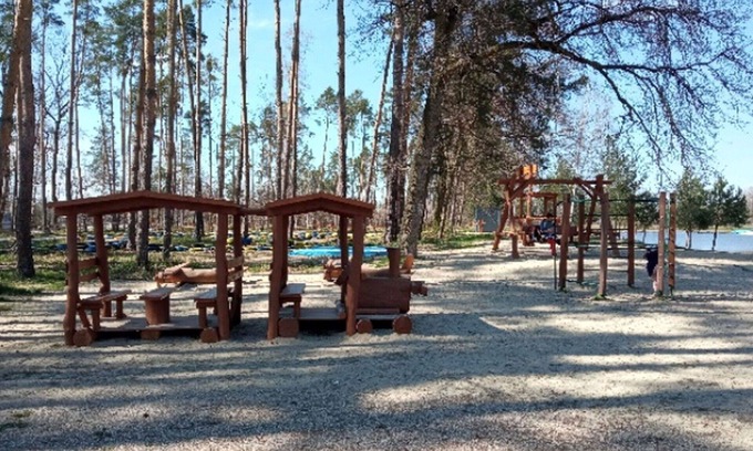 Hradec Kralove House | Beautiful apartment in villa for 4 guests with WIFI, A/C, TV, patio and pets allowed